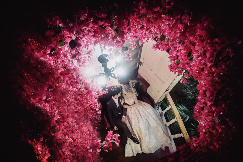 ピンクのお花に囲まれて