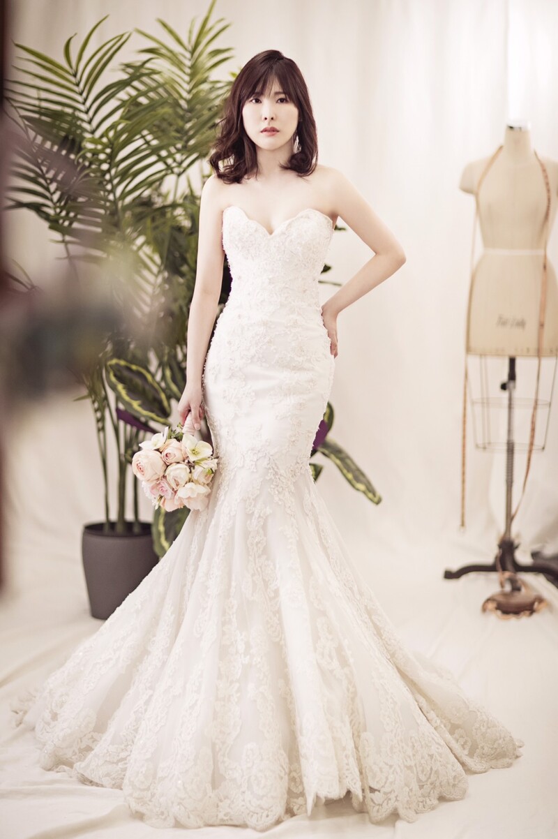 マーメイドドレスを生かしたポージング