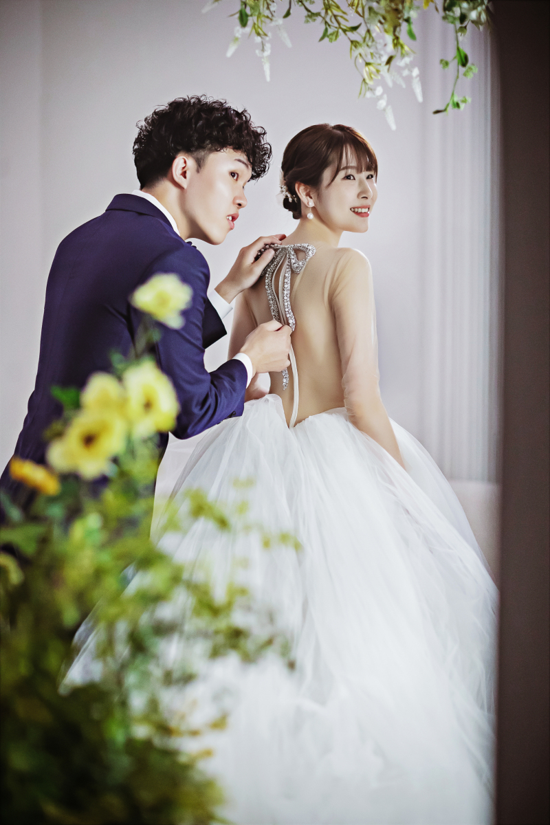 後ろ姿も素敵に