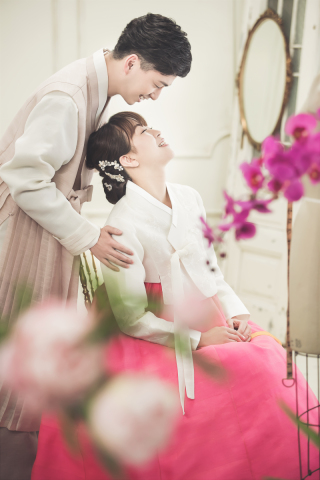 和装１着・韓服１着・ドレス2着・カジュアル