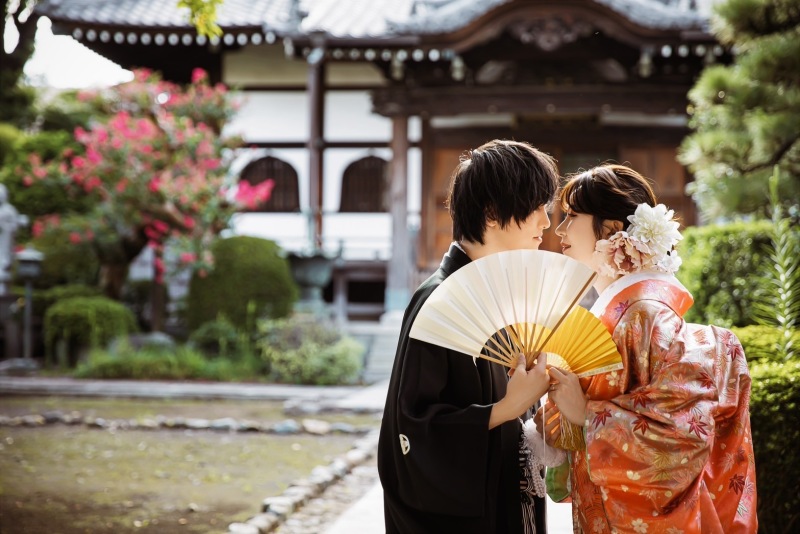 扇子を持って♡