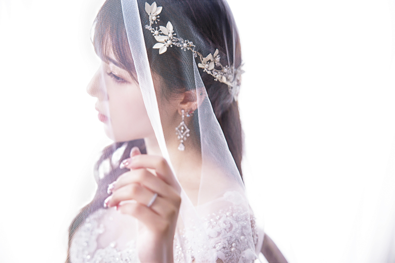 ベールを被って♡