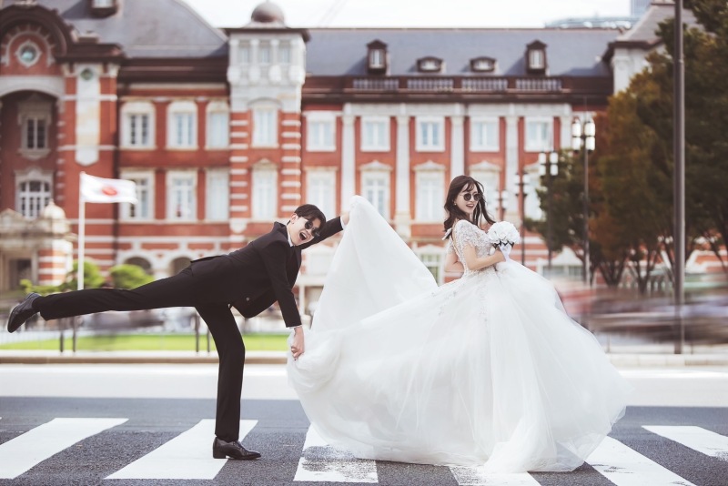 お二人だけの自由なポージングで！