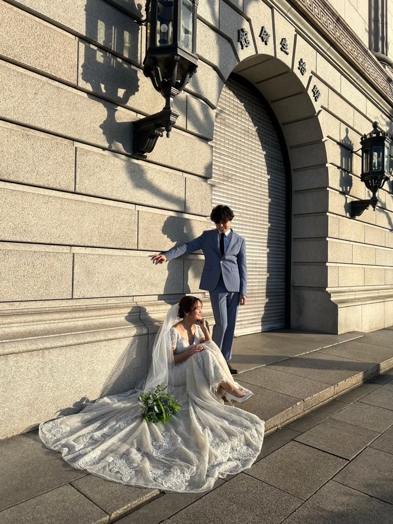 お互いの写真は撮り合いができても、二人で写っている写真の方がやはり良いですよね!その日のうちに写真はお渡ししますので、楽しかった思い出をすぐに見返すことができます❤︎