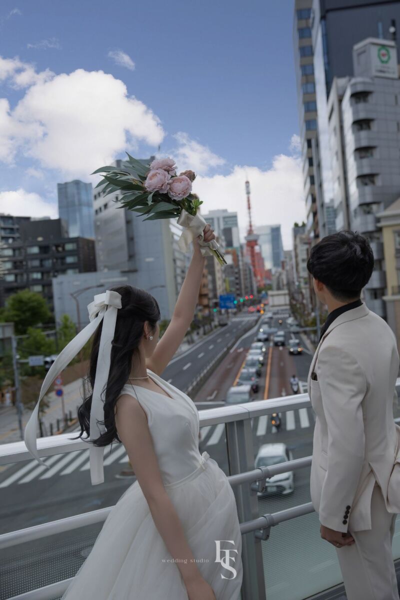 【東京周遊+シエルアルバムプラン】洋装２着、東京タワー＋丸の内＋シエルスタジオの３箇所撮影