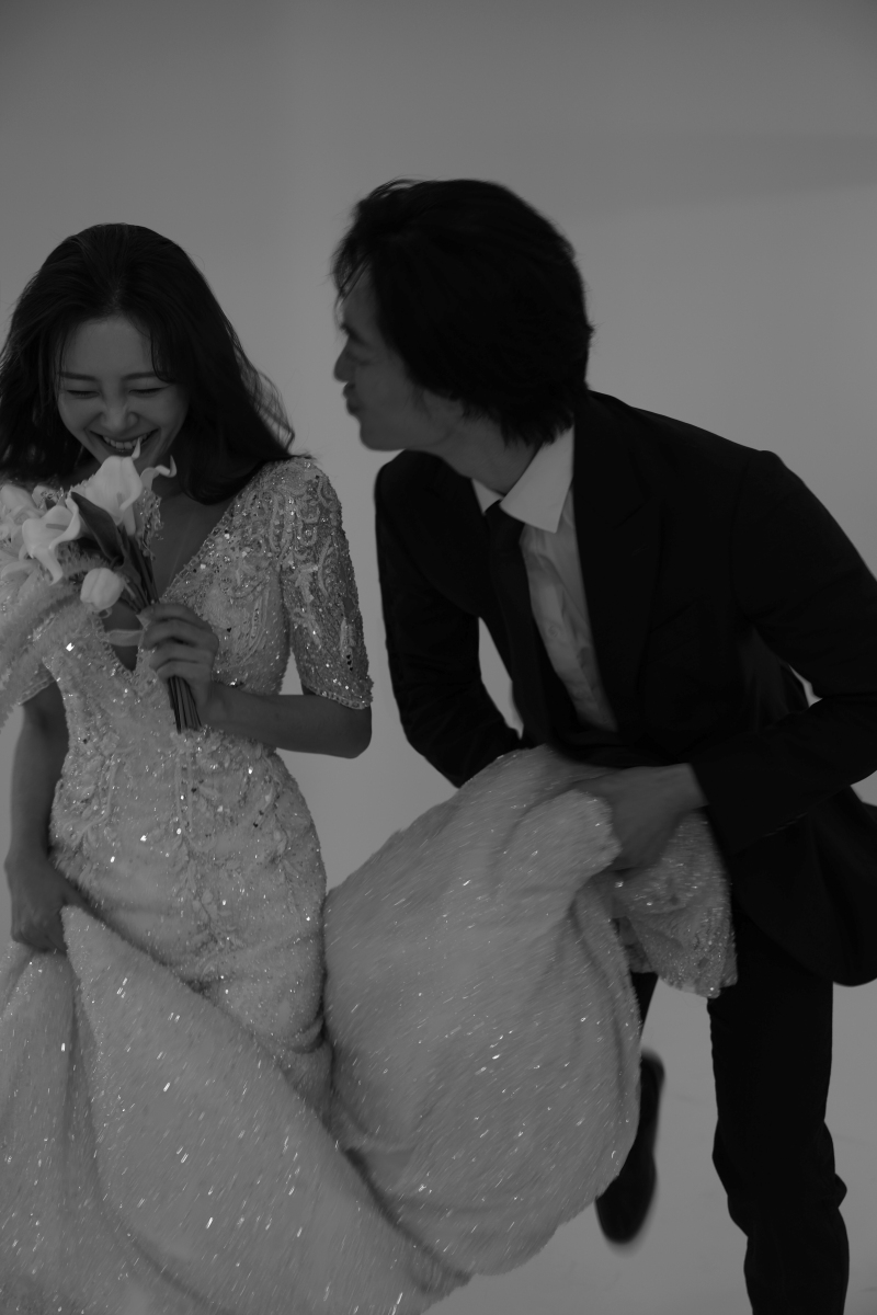 【２スタジオプラン】洋装２着、スタジオ全３箇所からお好みの２箇所を選べる！