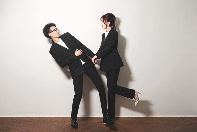 【ウェディングスーツプラン】スーツ１着・スンススタジオ・全データ６０枚・レタッチ枚数６枚