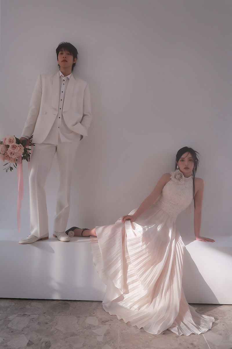 2月末までのご成約でレタッチ＋５枚《GOYOU２着アルバムプラン》洋装２着、GOYOUスタジオ