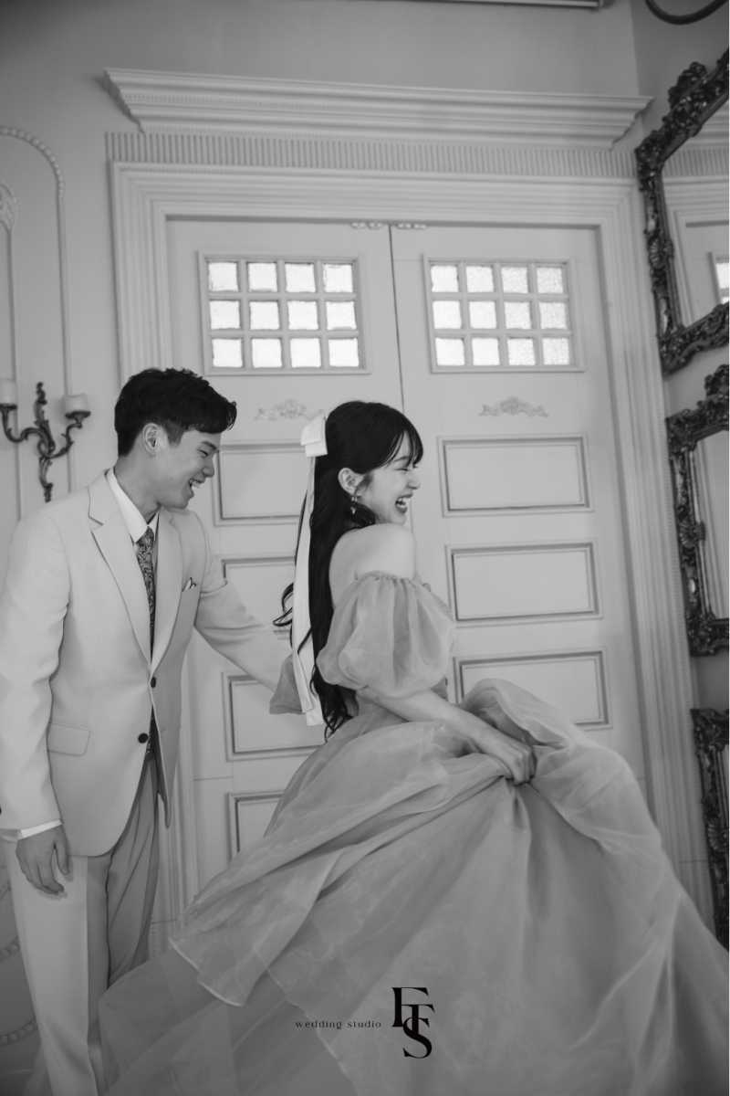 ￥33,000オフ！７月末までの撮影限定【３スタジオアルバムプラン】洋装３着・全３箇所スタジオ撮影