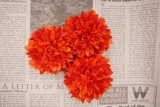 造花髪飾り(無料)