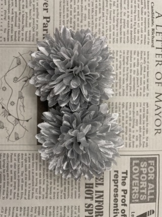 造花髪飾り(無料)