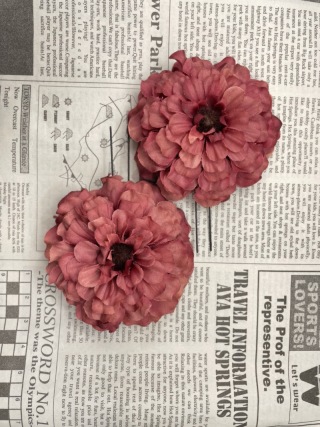 造花髪飾り(無料)