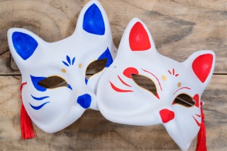 お面(キツネ)