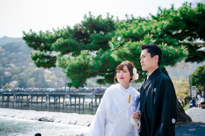 京都の名所をバックに！