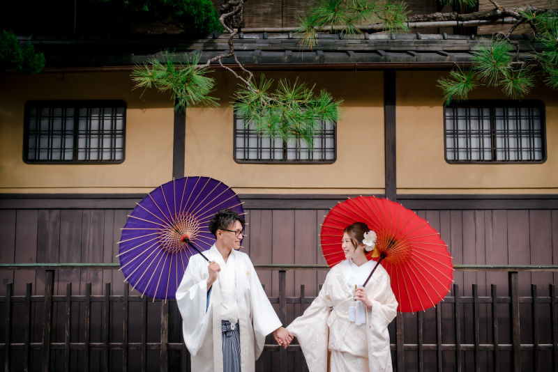 上品な松の木と...