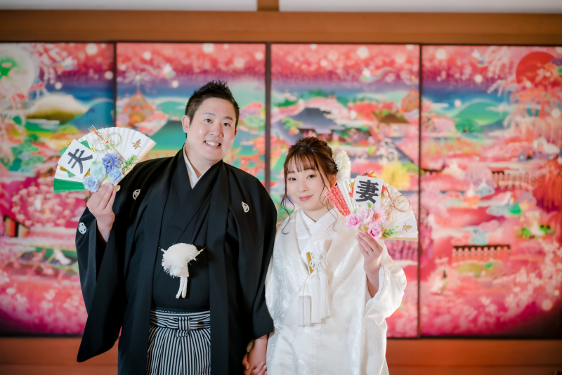 色鮮やかな襖絵