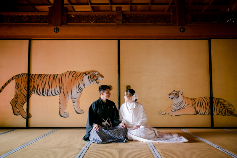 虎の間にて&hellip;