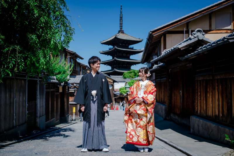 八坂の塔を挟んで♪