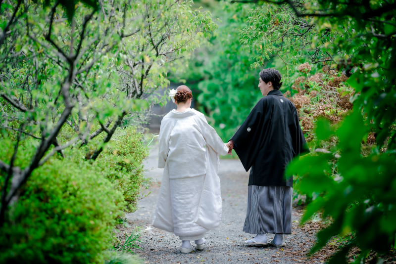 手つなぎお散歩ショット♡
