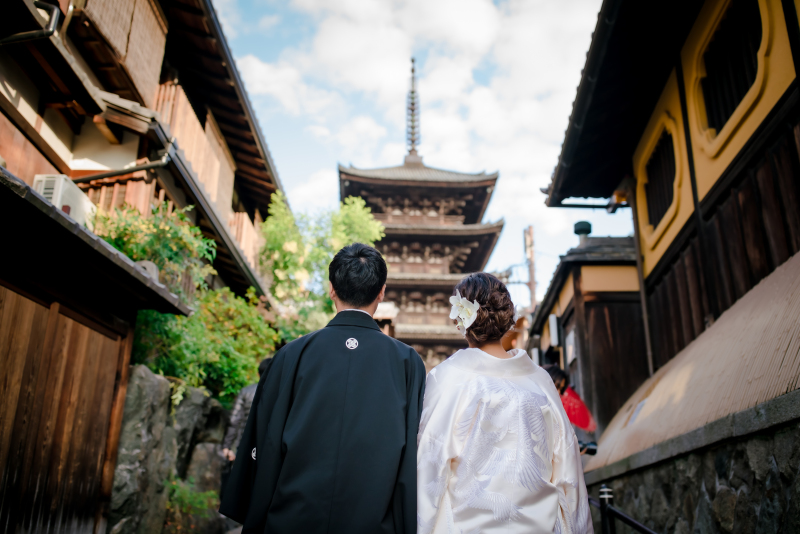 塔を見上げて...