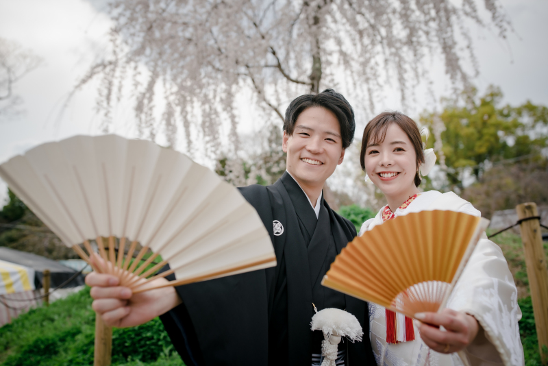 扇子をひろげて