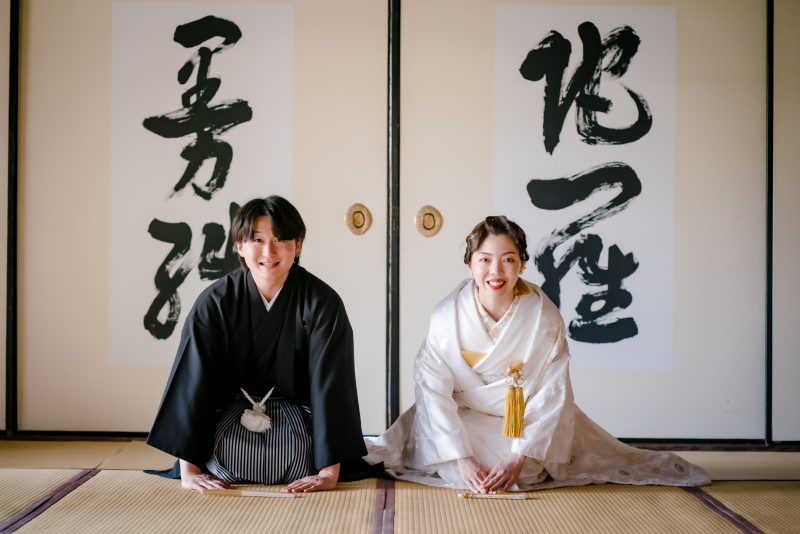 お辞儀ショット