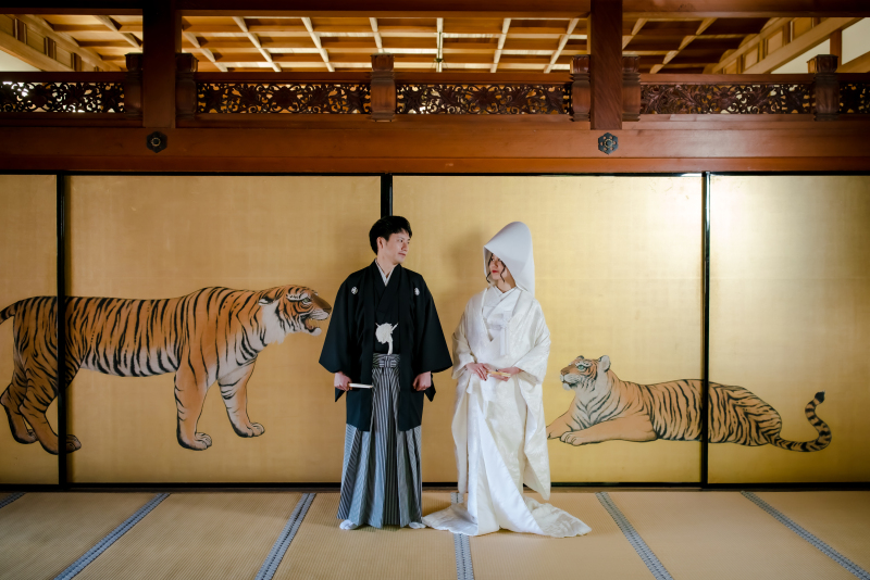 裾を下ろしたスタイルで！