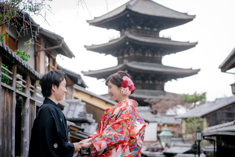 八坂の塔周辺と嵐山にて衣装2点ロケ撮影♪