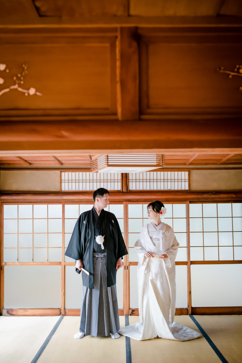 和室に移動して