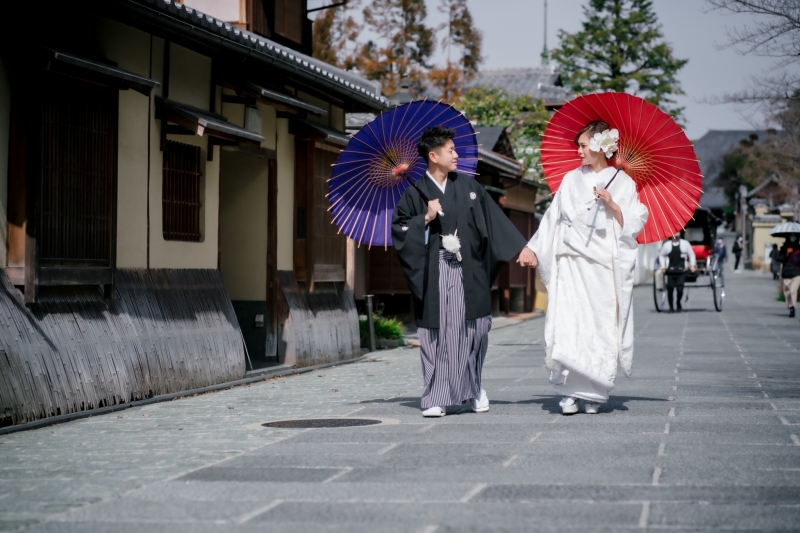 色打掛から白無垢にチェンジ