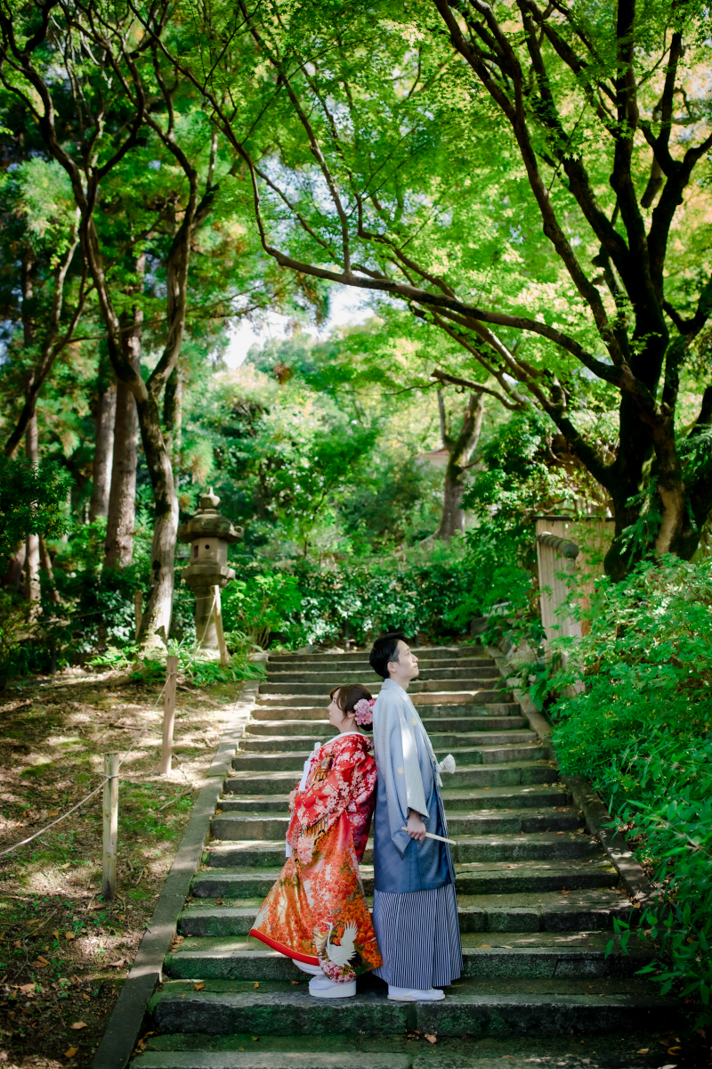 自然いっぱいの階段で...♡