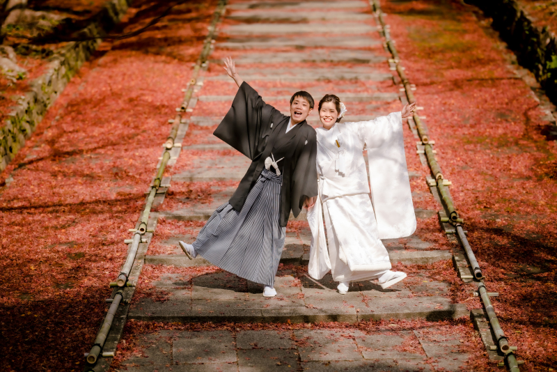 敷き紅葉と大階段