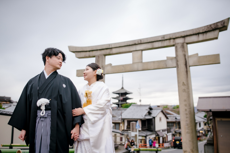 鳥居&times;八坂の塔