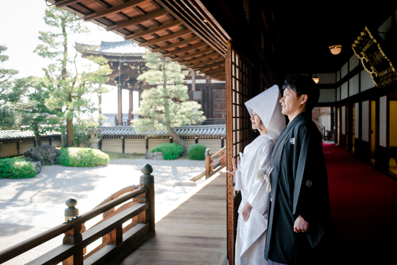 お庭を眺めるお二人♡