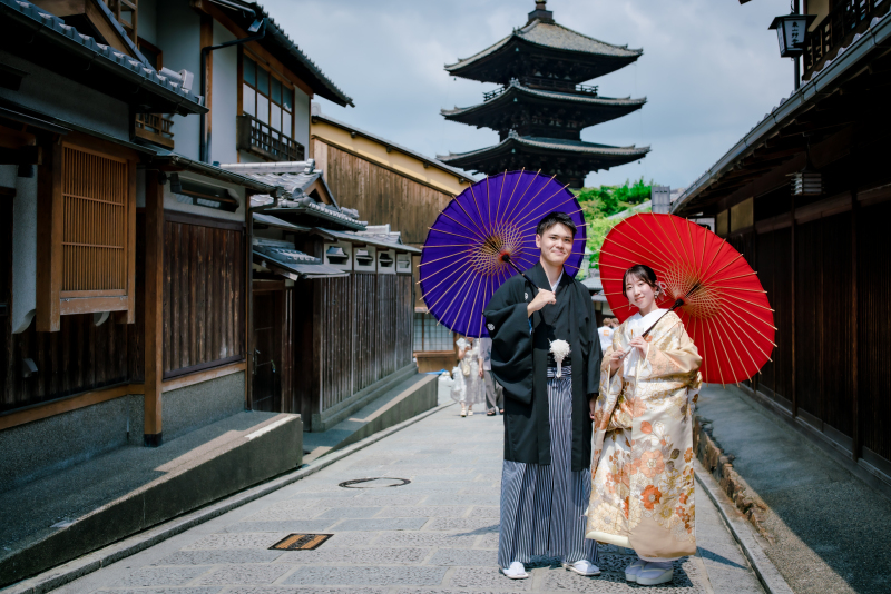 八坂の塔と番傘