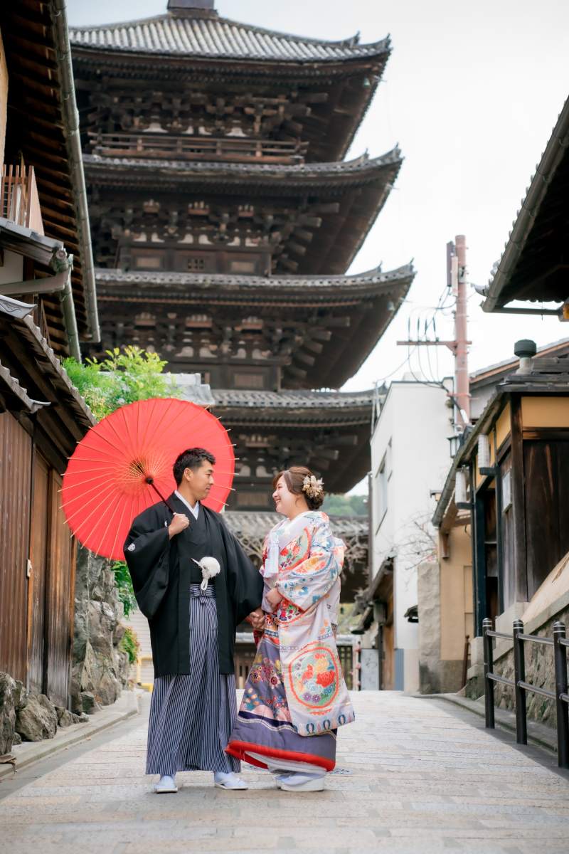 色打掛と京の街並み