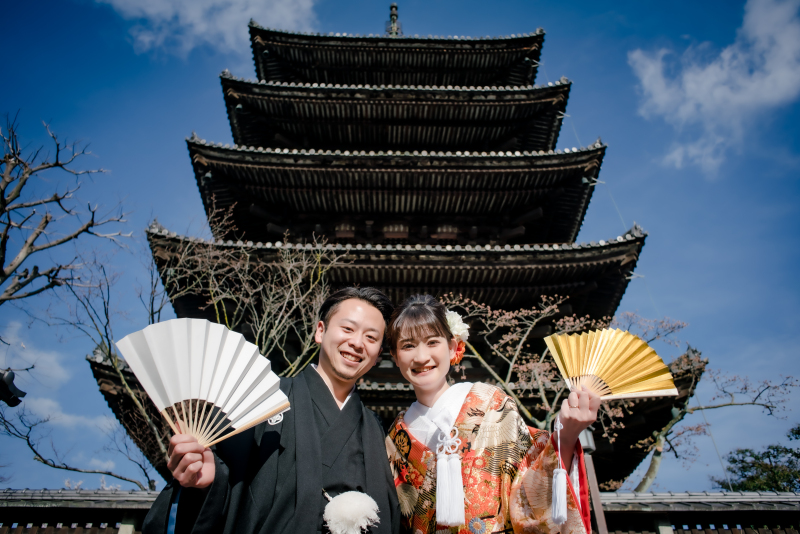 春の八坂の塔周辺