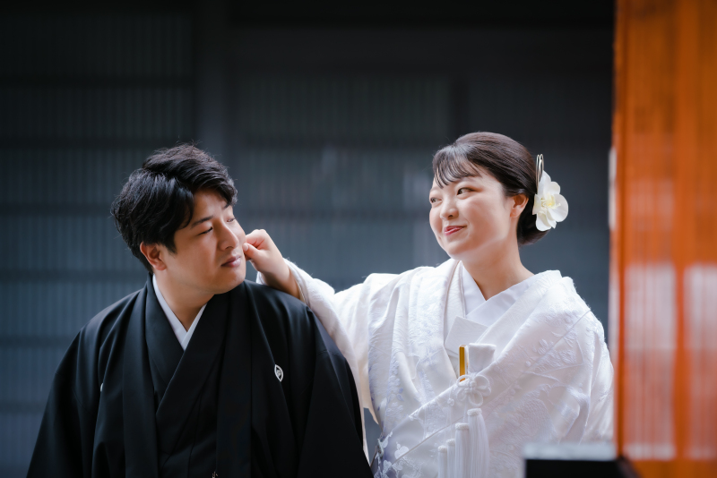 ほっぺつねりポーズ！