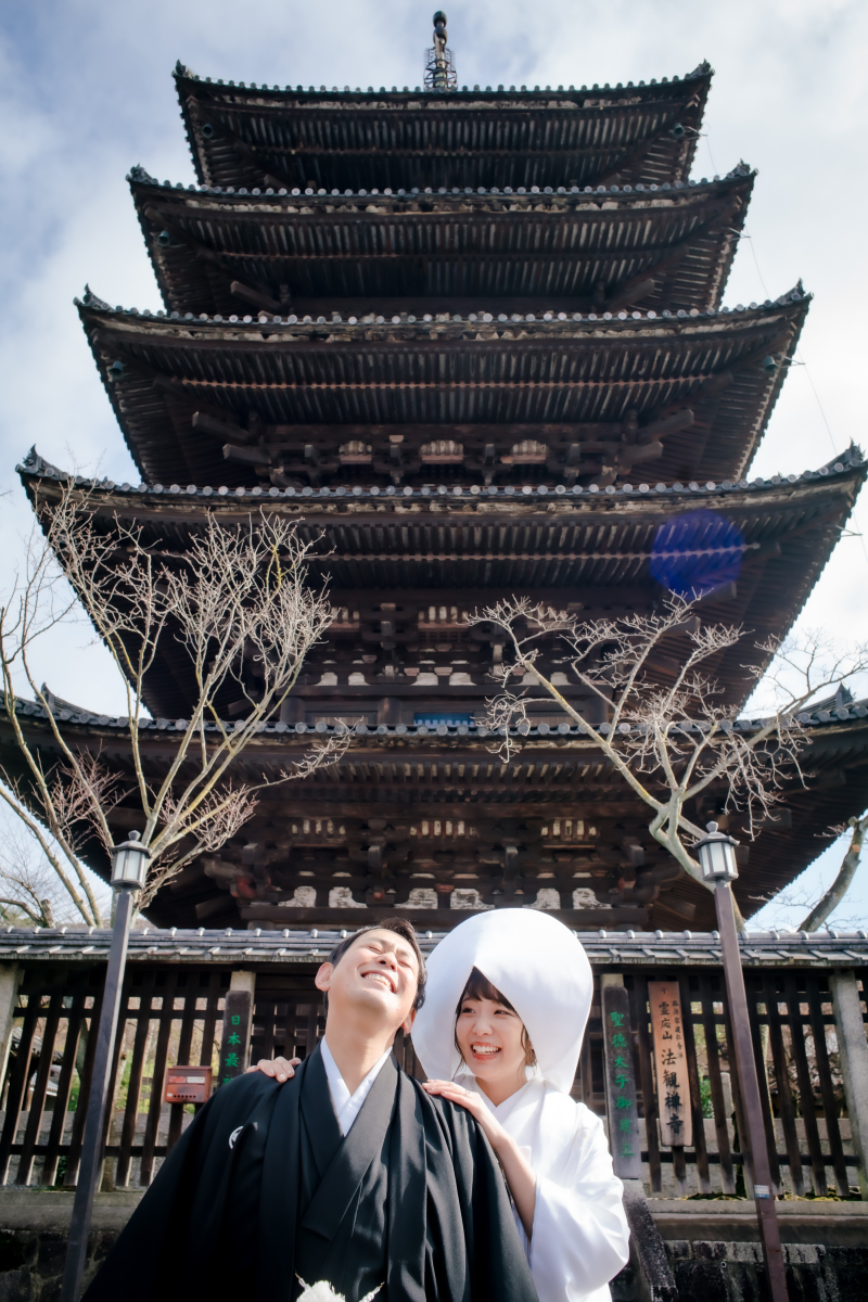 八坂の塔の真下で&hellip;