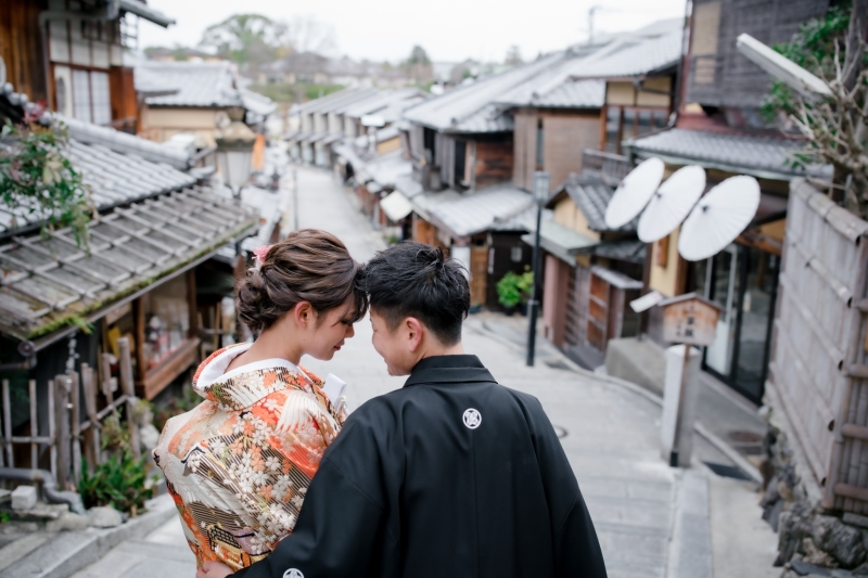 風情ある坂の上で