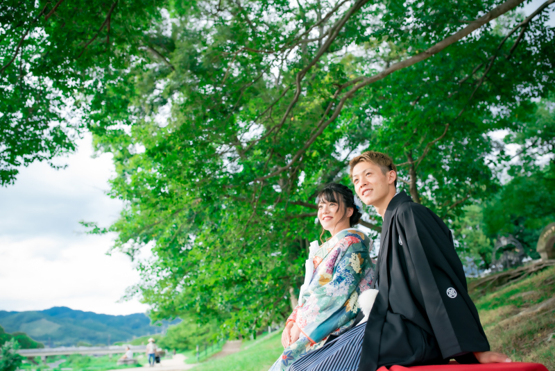 隣に並んで&hellip;