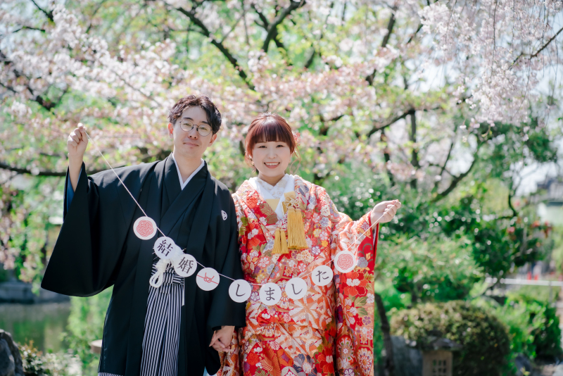 ガーランドを持って可愛く♪