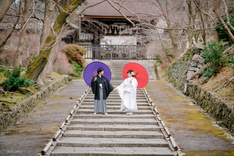 長く続く階段にて...