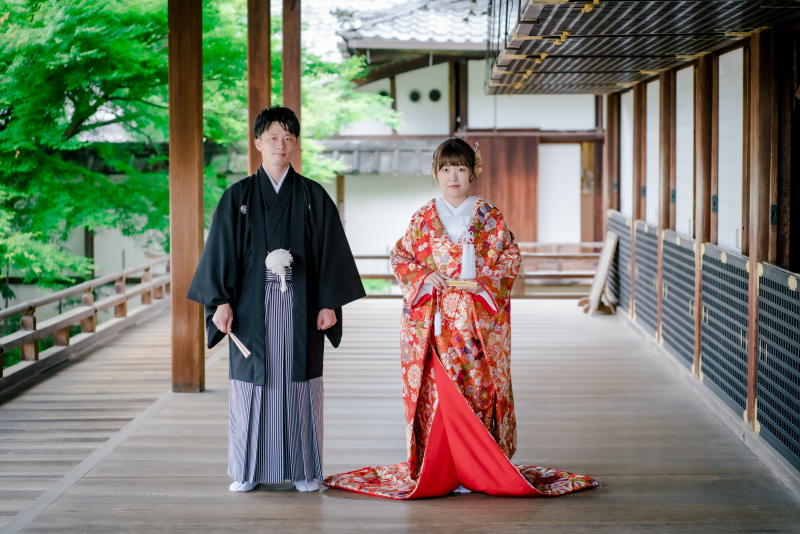 室内からスタート