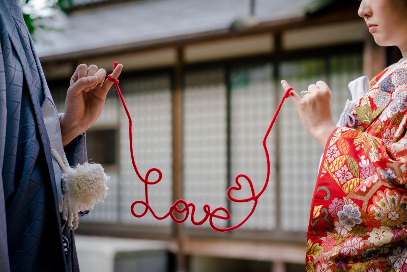 赤い糸でつながつています!