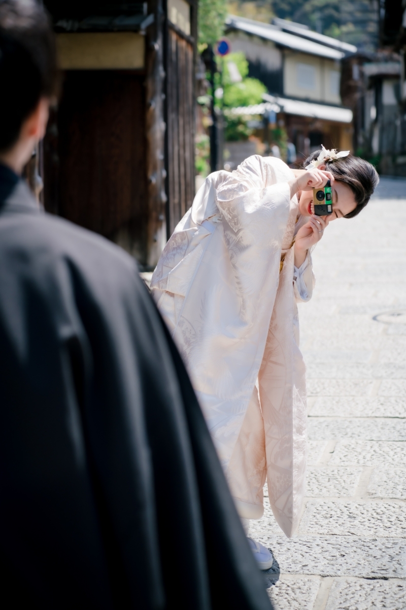 インスタントカメラ