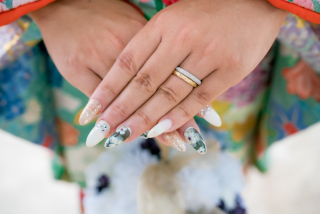 Arch Bridal_後ろ姿&お手元ショット