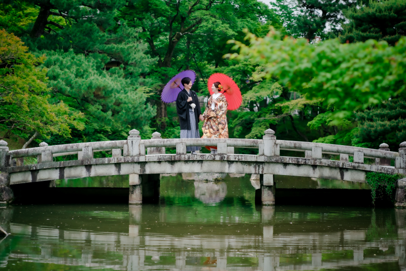 Arch Bridal_庭園で撮影できる