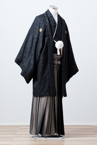 黒総柄紋付×黒総柄袴