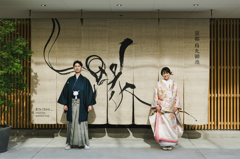 恒例の暖簾前ショット